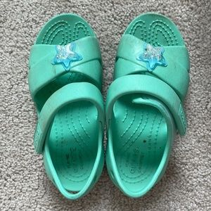 Crocs star sandal - 10